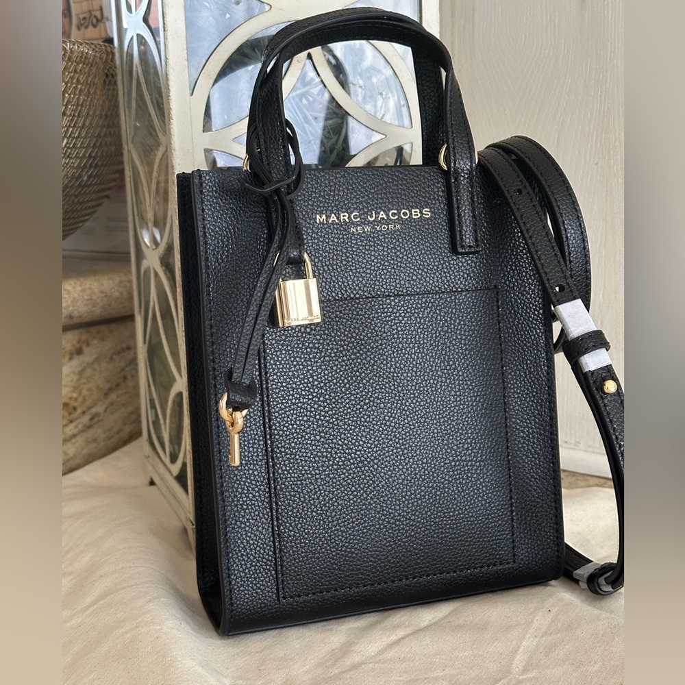 Marc Jacobs Micro Tote Leather HandBag/Crossbody With Detachable Strap-BLACK